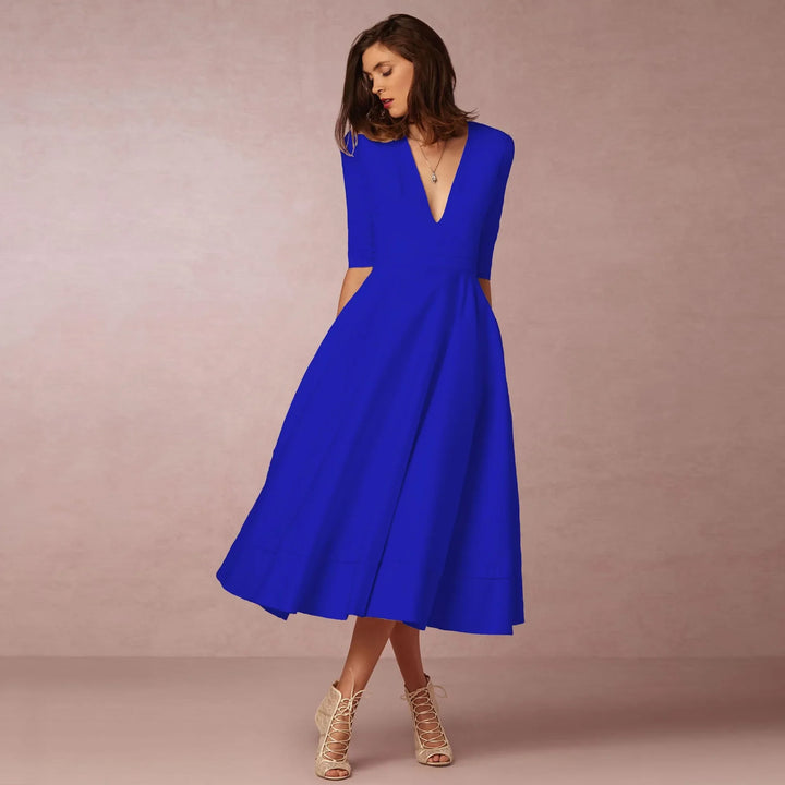 Elegantes ärmelloses Prinzessinnenkleid für Damen in verschiedenen Farben mit klassischer Silhouette, perfekt für Anlässe.