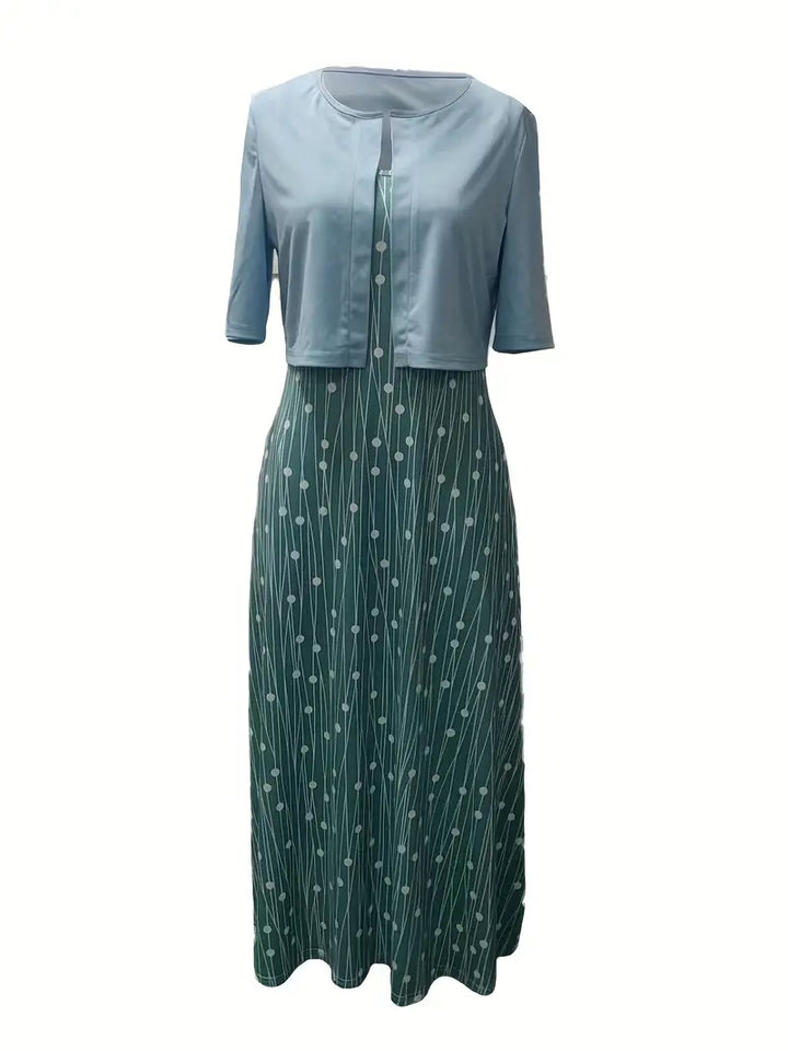 Elegantes Blumen-Set für Frauen: Blumiges Kleid und schlichtes Crop-Top, zweiteiliges Outfit, ideal für besondere Anlässe.