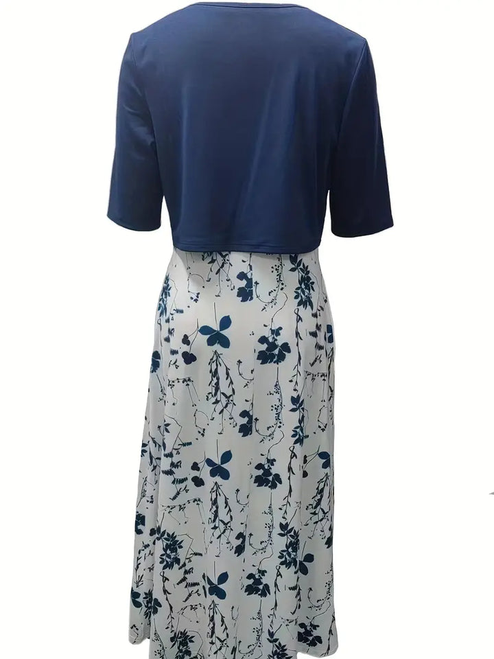 Elegantes Blumen-Set für Frauen: Blumiges Kleid und schlichtes Crop-Top, zweiteiliges Outfit, ideal für besondere Anlässe.