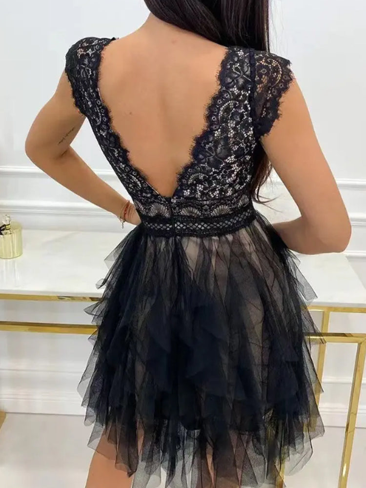 Elegantes Chiffon-Cocktailkleid für Damen mit Rüschen, verführerische Details, ideal für Partys, Hochzeiten, fließender Stoff