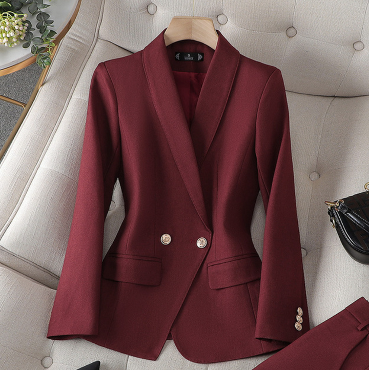 Elegantes Damen Blazer & Hosen Set in Schwarz, Burgunderrot oder Goldorange mit perfektem Schnitt und stilvollem Design.