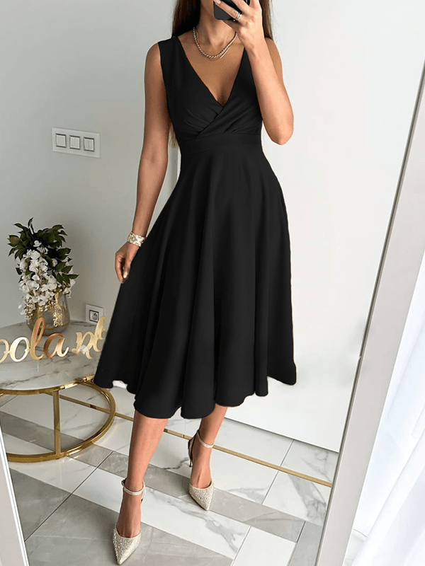 Elegantes Damen-Midi-Kleid mit V-Ausschnitt in Rot, ärmellos und fließend, ideal für Cocktailpartys und festliche Anlässe.