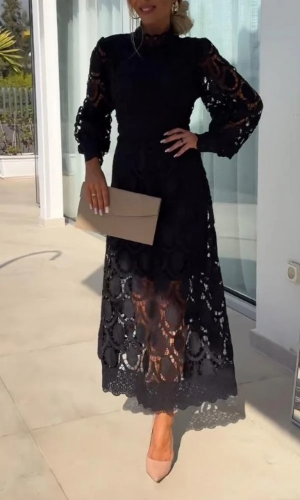 Elegantes Damen-Midi-Rollkragenkleid aus Spitze, figurbetont mit exquisiten Details, ideal für besondere Anlässe.