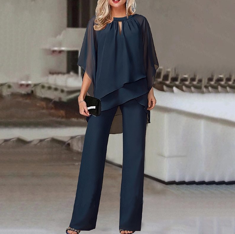 Elegantes Damen-Set, glänzend mit elegantem Schnitt, ideal für besondere Anlässe, stilvoll und bequem zu tragen.