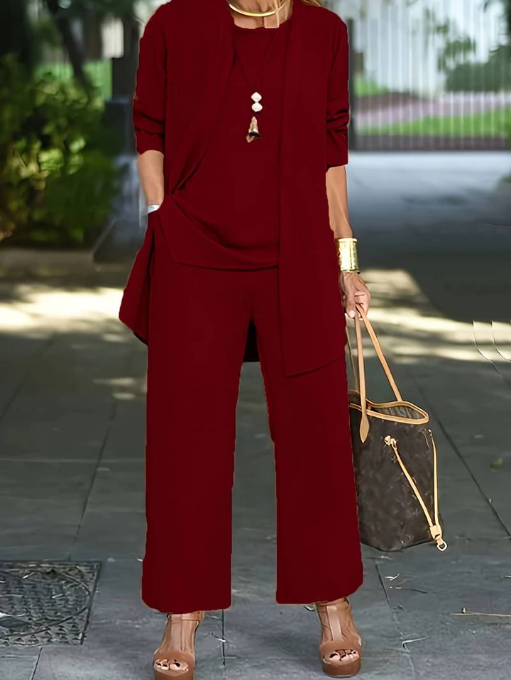 Elegantes Damen-Zweiteiler Set mit Jacke und Hose, in softem Material, ideal für Alltag und Freizeit, zeitloser Stil.