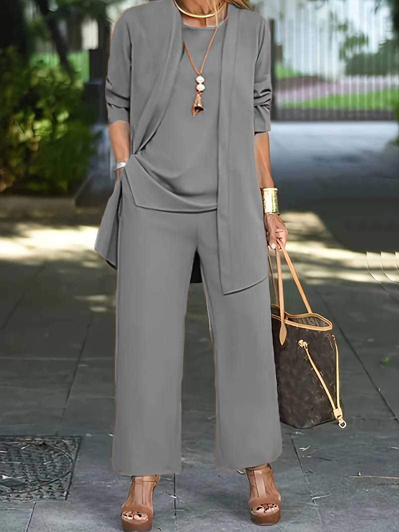 Elegantes Damen-Zweiteiler Set mit Jacke und Hose, in softem Material, ideal für Alltag und Freizeit, zeitloser Stil.
