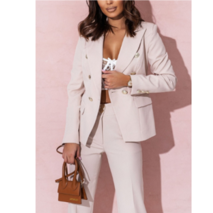 Elegantes Damen Zweiteiler Set mit klarer Silhouette und vielseitigen Farben, ideal für Business und professionelle Anlässe.