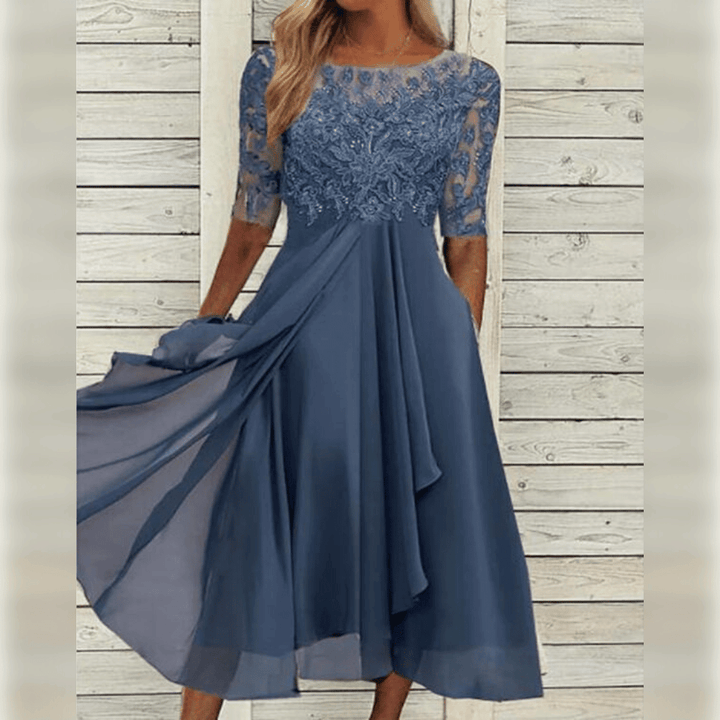 "Elegantes Damenkleid mit schickem Design, komfortabler Passform und zeitloser Ästhetik für besondere Anlässe."