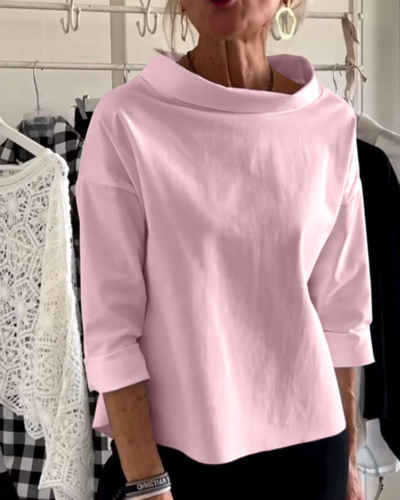 Elegantes Damenoberteil Emma, zeitloses Design, hoher Kragen, vielseitig kombinierbar, perfekte Wahl, atmungsaktiver Stoff.