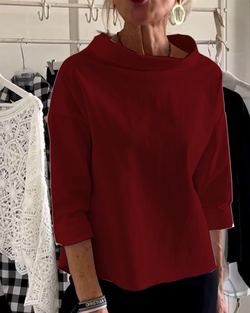 Elegantes Damenoberteil Emma, zeitloses Design, hoher Kragen, vielseitig kombinierbar, perfekte Wahl, atmungsaktiver Stoff.