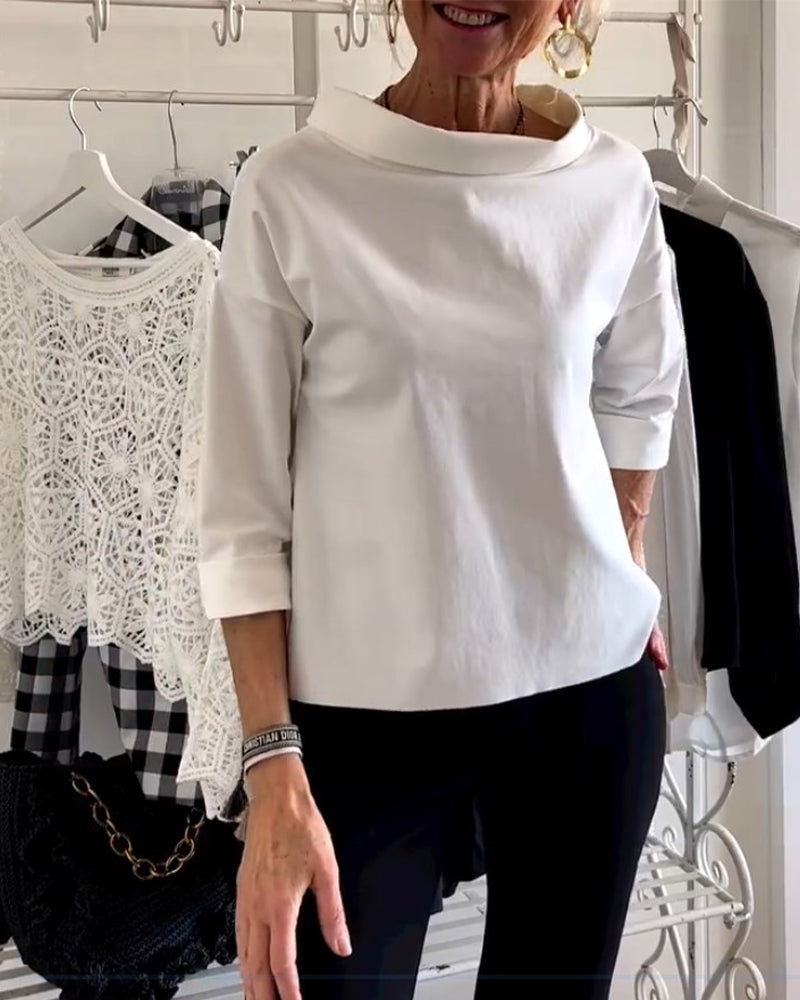 Elegantes Damenoberteil Emma, zeitloses Design, hoher Kragen, vielseitig kombinierbar, perfekte Wahl, atmungsaktiver Stoff.