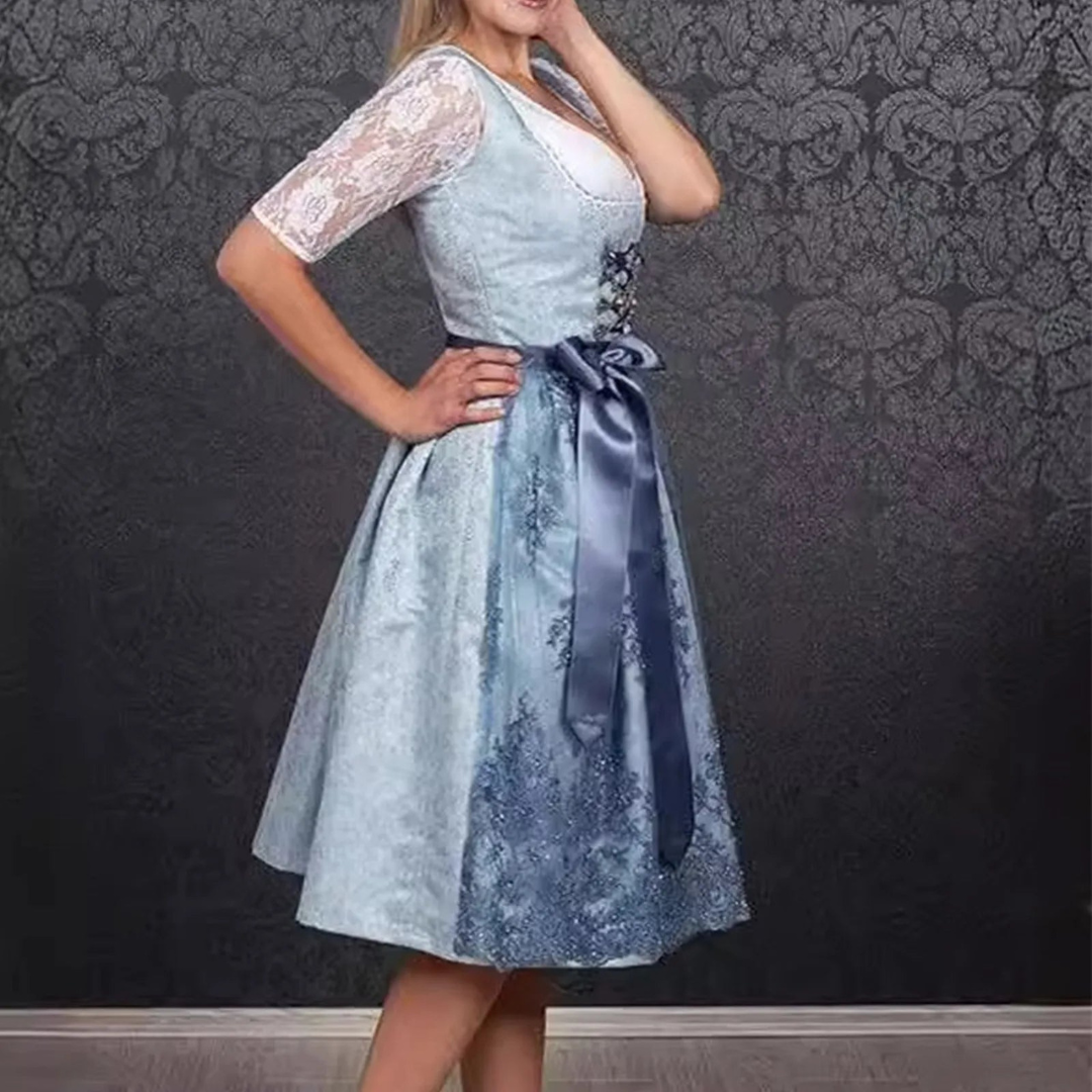 "Elegantes Dirndlkleid, ärmellos, für Damen. Perfekt für Oktoberfest, betont feminine Silhouette, Trachtenmode in Blau."