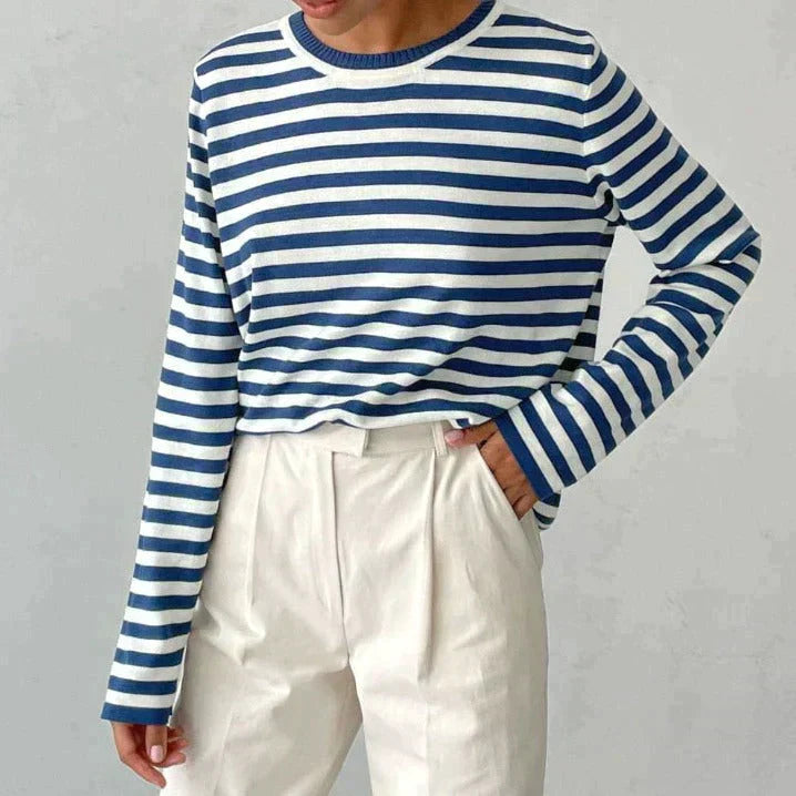 "Elegantes gestreiftes Damen-T-Shirt, leicht, Rundhals, zarte Streifen, ideal für Sommer, stilvoller Freizeitlook"