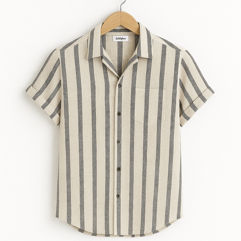 Elegantes Herren Leinenhemd mit klassischem Streifenmuster, atmungsaktiv, modern geschnitten, für sommerlichen Stil.