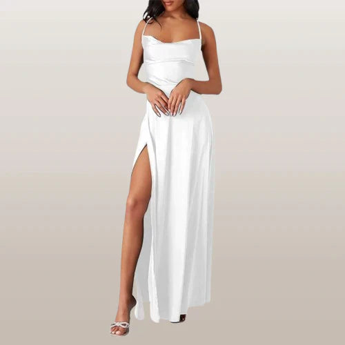 Elegantes rosa Maxikleid mit hohem Schlitz und Wasserfallausschnitt, ideal für besondere Anlässe und elegante Events.