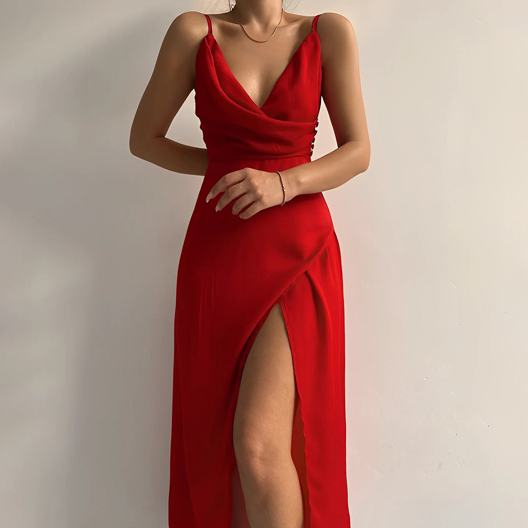Elegantes Satin-Sommerkleid mit Blumenmuster, langem Schlitz und luftiger Passform für Damen, ideal für sommerliche Anlässe.
