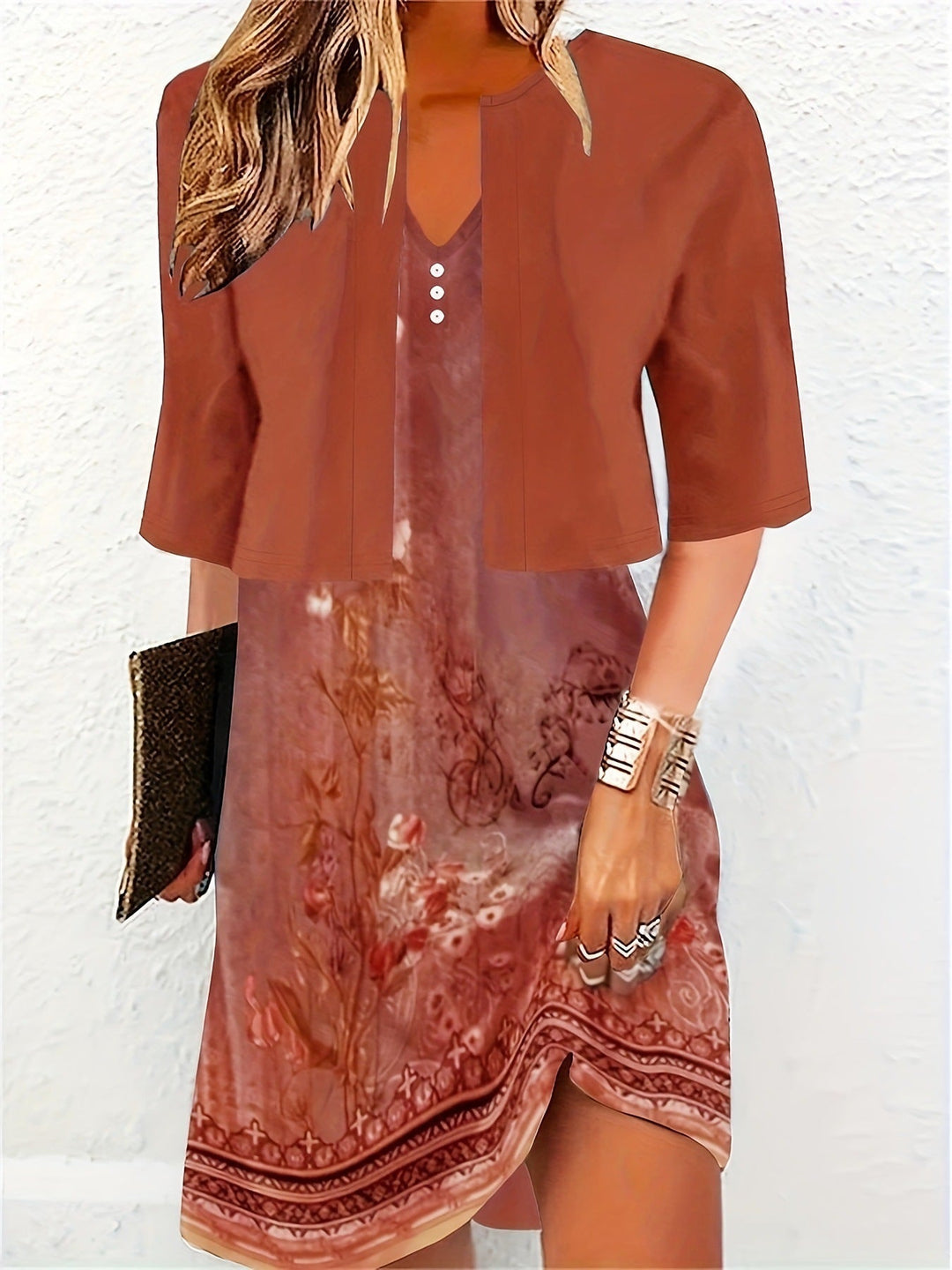 Elegantes zweiteiliges Midi-Kleid für Damen mit V-Ausschnitt, floralem Muster und A-Linie, asiatisch inspiriert.