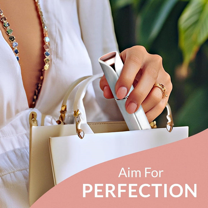 "Elektrischer blauer Gesichtshaarentferner für schmerzfreies Dermaplaning, ideal für Frauen mit empfindlicher Haut."