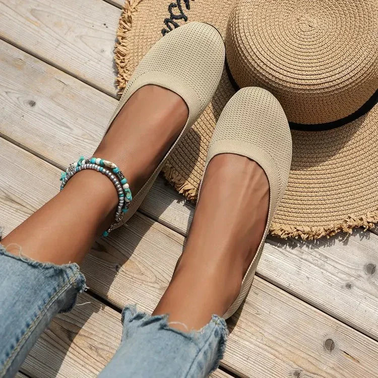 "Ergonomische Ballerinas: Stilvolles Design, schmerzlindernd, rutschfest, atmungsaktiv für optimalen Komfort."