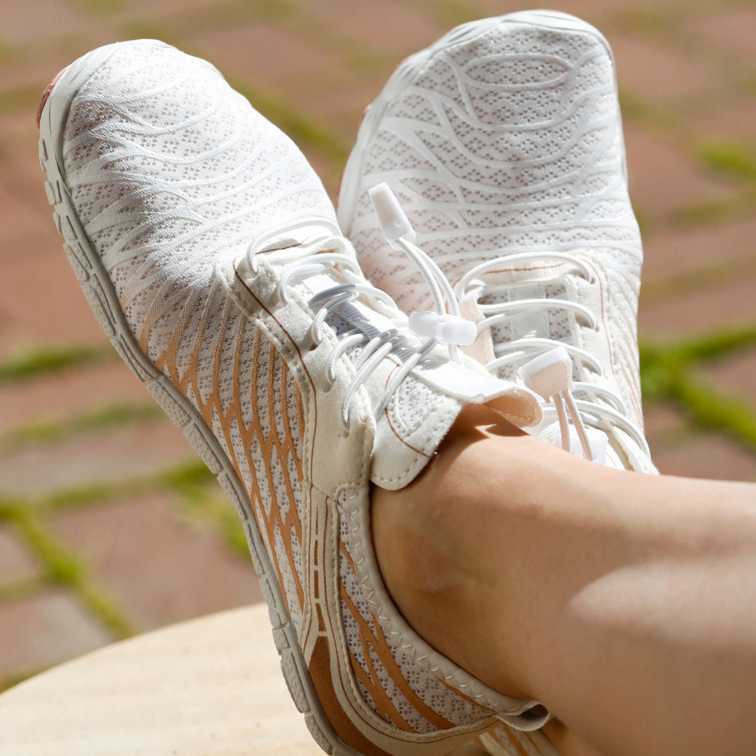 "Ergonomische Barfußschuhe für Frauen, atmungsaktives Material, breiter Zehenraum, designed für gesunde Bewegung und Komfort"