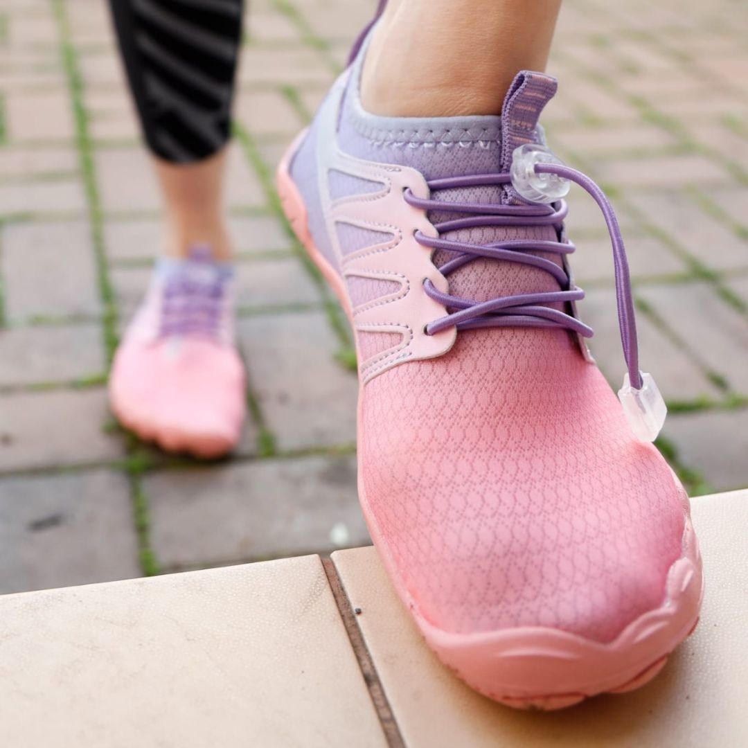 "Ergonomische Damen-Barfußschuhe mit flexibler, ultraleichter Sohle für Komfort und natürliche Fußbewegung."