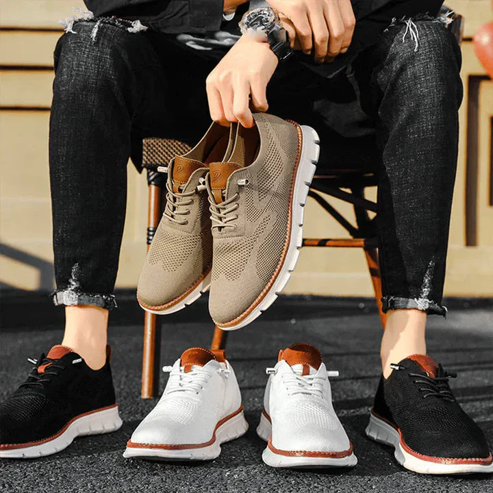 Ergonomische Herrenschuhe aus atmungsaktivem Strick, sportliche flexible Sohle, breite Zehenbox, braun, ideal für Alltag.