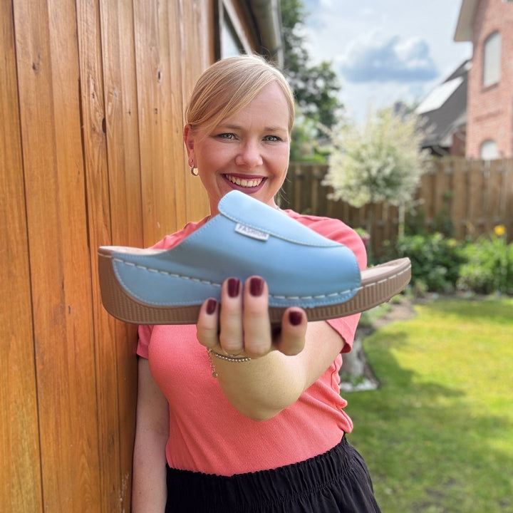 "Ergonomische, stilvolle Damen-Sandalen mit rutschfester Sohle, braun, ideal für Fußkomfort und gesunde Ausrichtung."