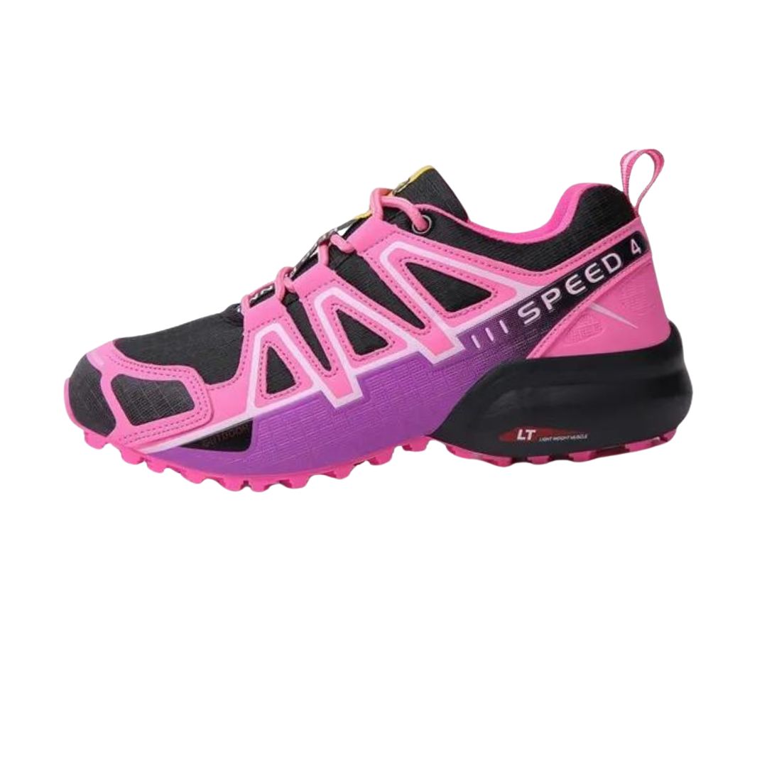 Ergonomische Trekking- und Wanderschuhe für Damen, braun mit rutschfester Sohle und atmungsaktivem Gewebe.