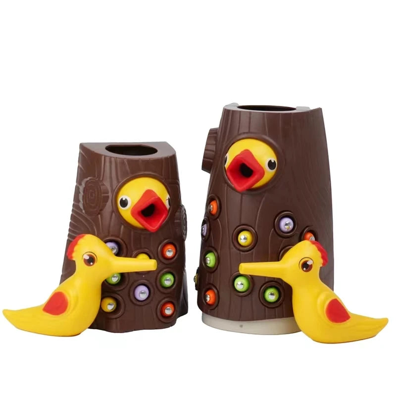 "Farbenfrohes magnetisches Specht-Spiel zur Förderung der Feinmotorik und Kreativität bei Kindern, mit leuchtendem Design."