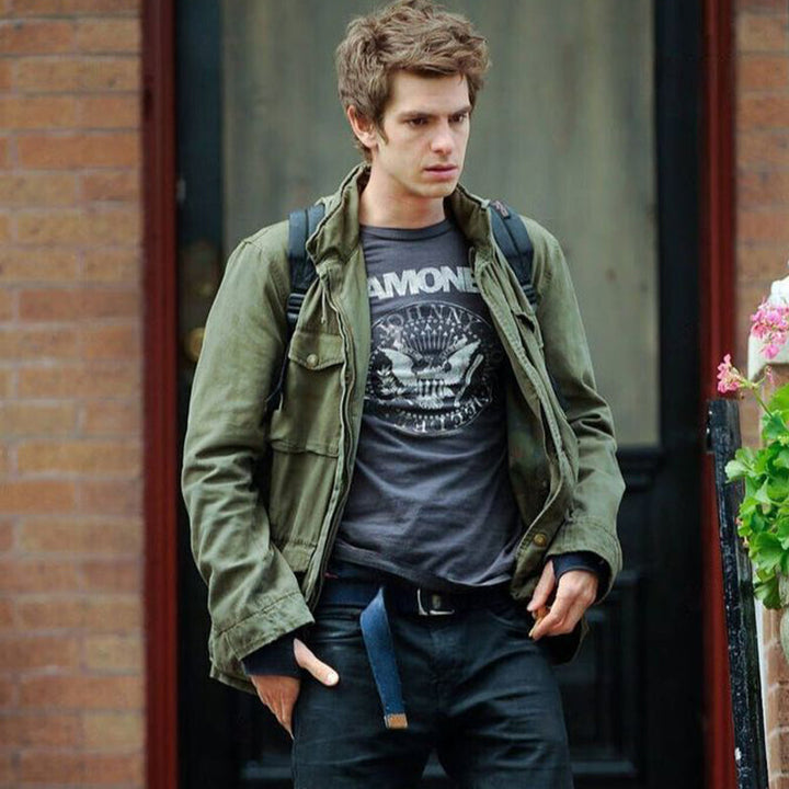 "Feldjacke im Vintage-Look, olivgrün, Herrenmode, inspiriert vom Military-Style, mit praktischen Taschen, ikonisch und robust