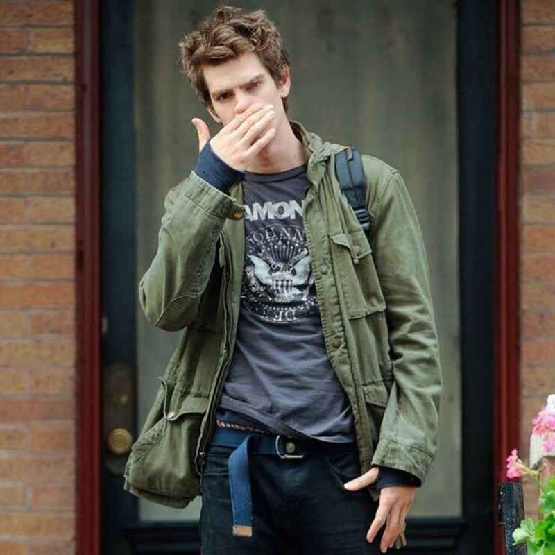 "Feldjacke im Vintage-Look, olivgrün, Herrenmode, inspiriert vom Military-Style, mit praktischen Taschen, ikonisch und robust