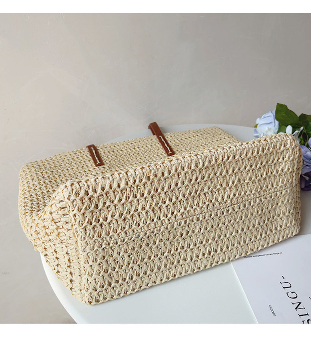 Geflochtene Korbtasche aus Rattan mit stilvollen Lederhenkeln, perfekt für den Sommer, Frauen-Tasche, elegant und geräumig.