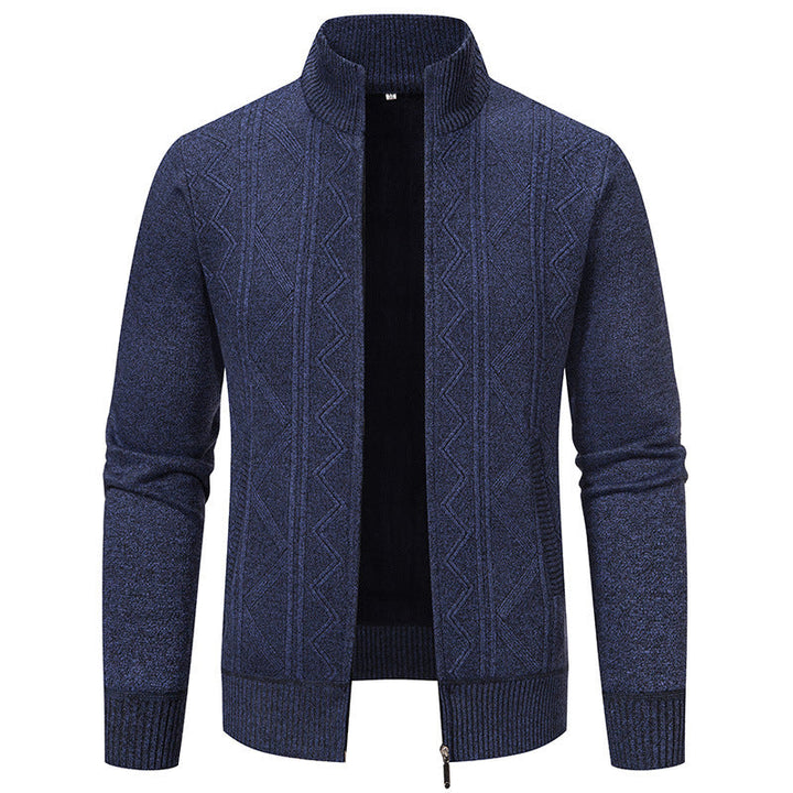 Graue Herren-Strickjacke, elegant und warm, ideal für kalte Tage, passt zu formellen und lässigen Outfits.