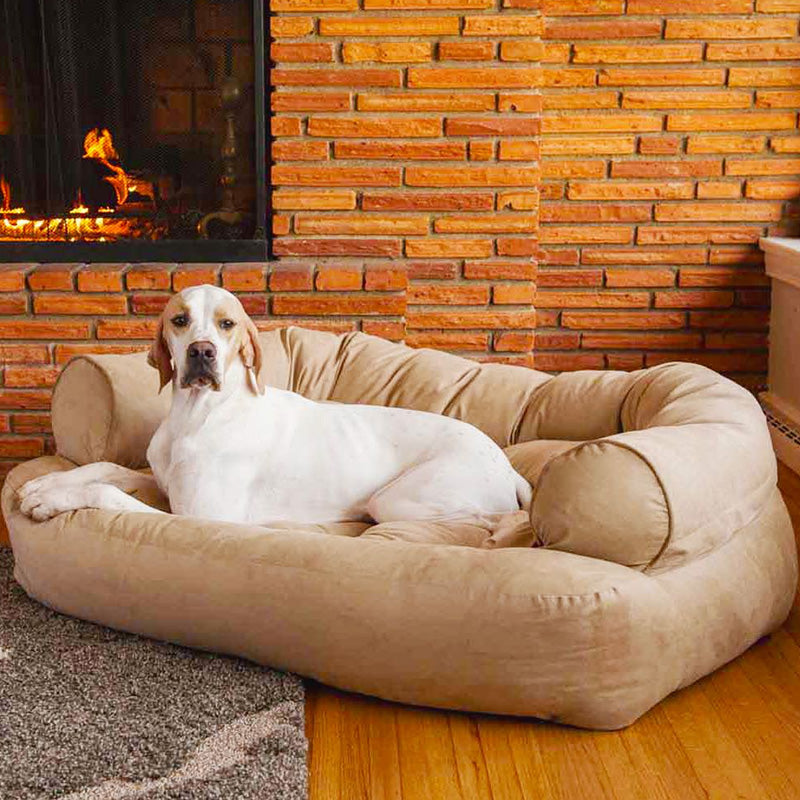 "Graues orthopädisches Hundebett, beruhigendes Design, natürliche Materialien, für maximalen Komfort und Stressabbau."