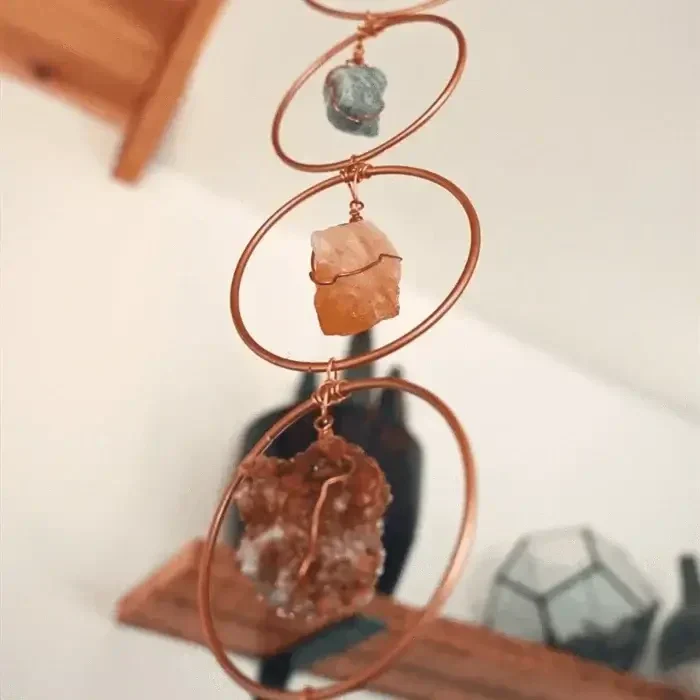 Handgefertigte Chakra-Deko mit natürlichen Edelsteinen, stilvolles Design, bringt Harmonie und positive Energie in dein Zuhau