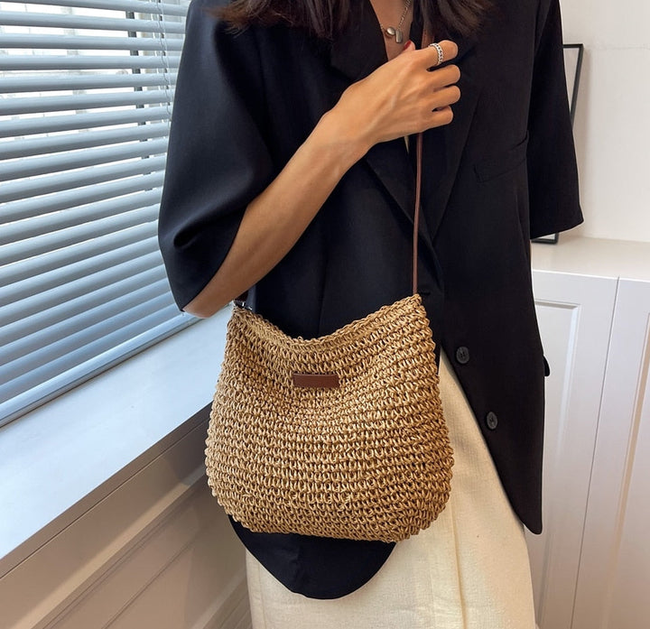 Handgemachte Boho-Umhängetasche, nachhaltig, mit verstellbarem Schultergurt in vielseitigem Stil, Reißverschluss, robust.