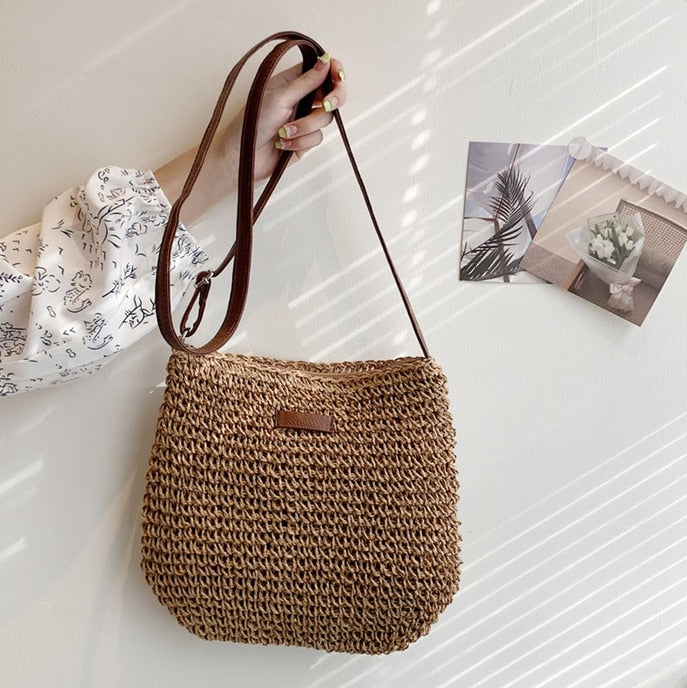 Handgemachte Boho-Umhängetasche, nachhaltig, mit verstellbarem Schultergurt in vielseitigem Stil, Reißverschluss, robust.