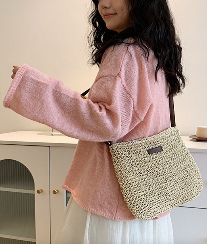 Handgemachte Boho-Umhängetasche, nachhaltig, mit verstellbarem Schultergurt in vielseitigem Stil, Reißverschluss, robust.