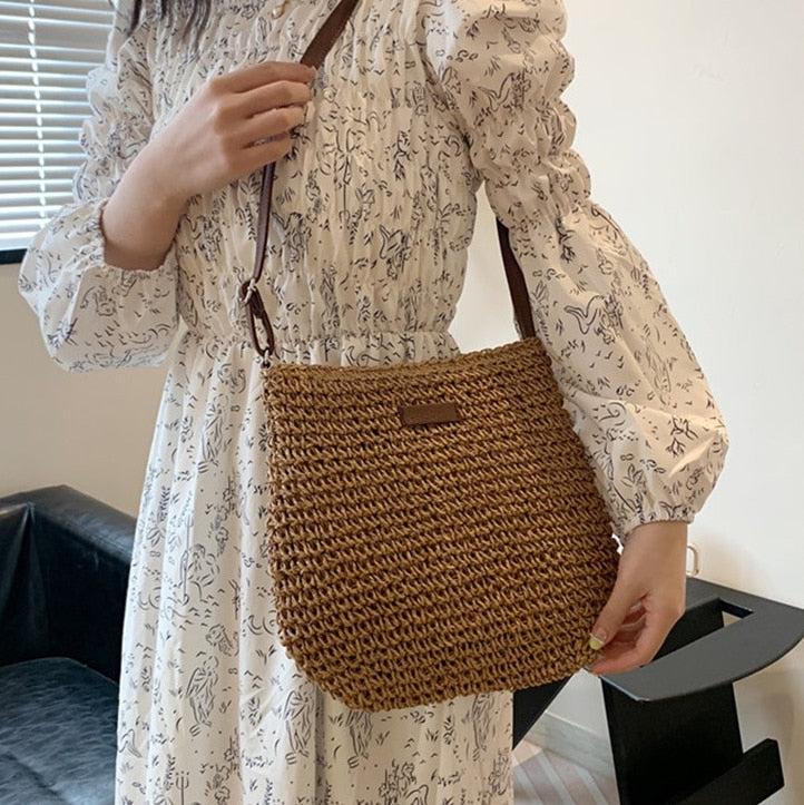 Handgemachte Boho-Umhängetasche, nachhaltig, mit verstellbarem Schultergurt in vielseitigem Stil, Reißverschluss, robust.