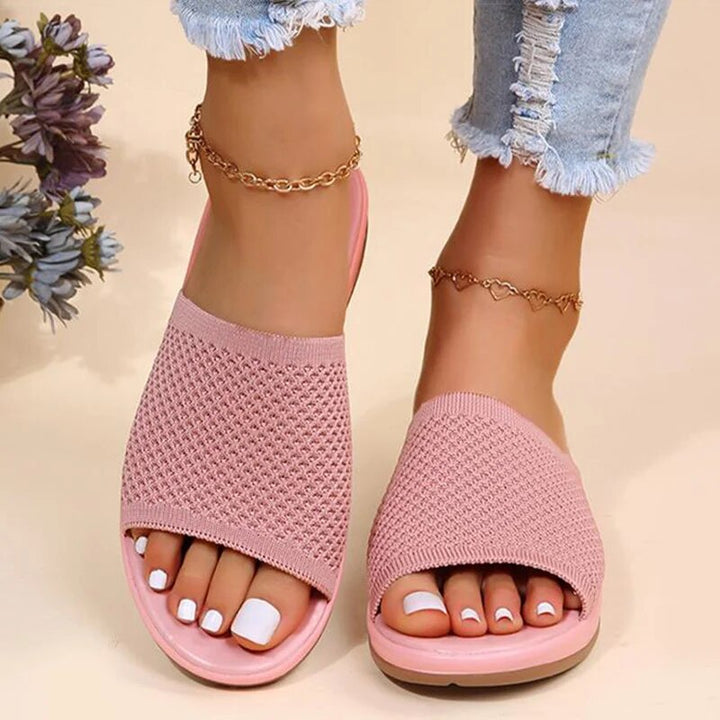 Hellblaue Ronja Pantoffel Sandalen für Damen, stilvolles und atmungsaktives Mesh-Design, ideal für Sommeroutfits.
