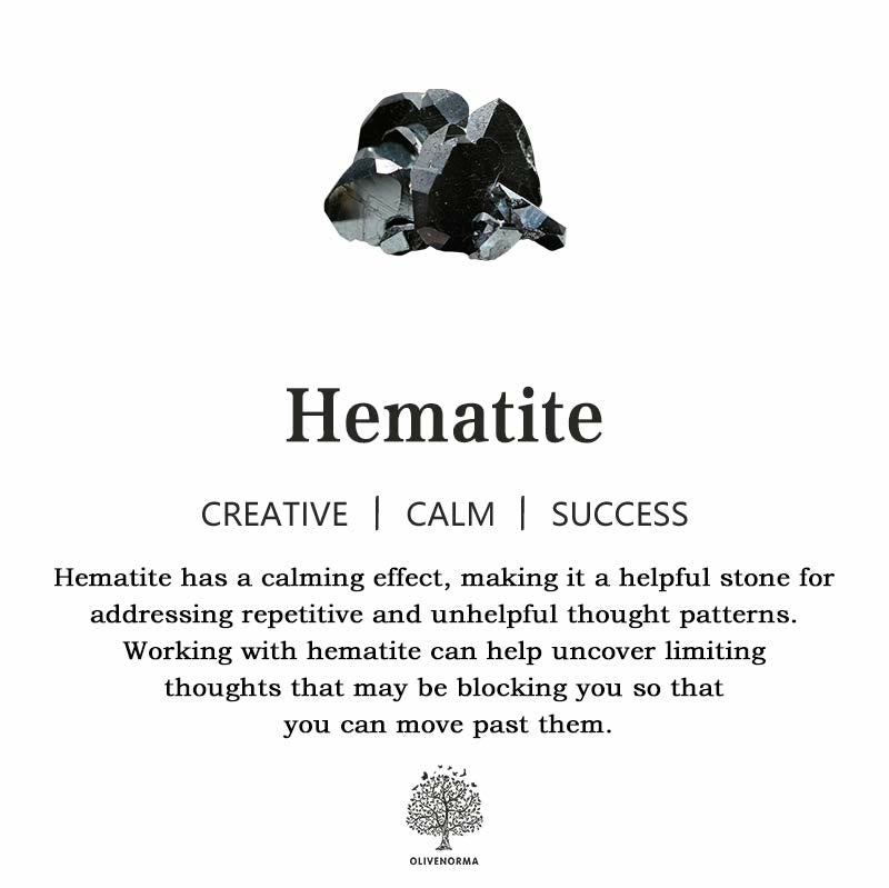 "Herren Armband aus 4 mm Naturstein mit Böse-Augen-Perle, stilvolles Schutzsymbol auf dunklem Hintergrund."