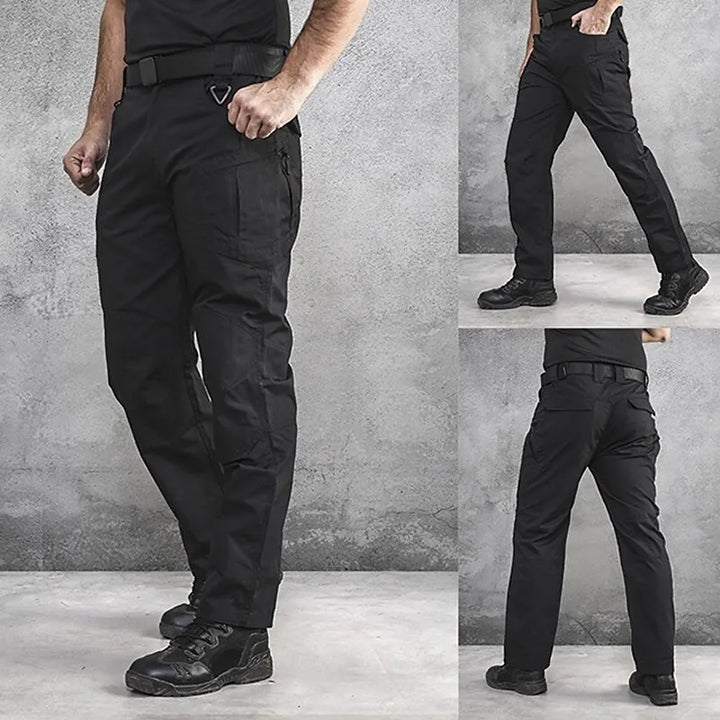 "Herren Cargohose mit modernem Design und funktionalen Taschen, ideal für Outdoor-Abenteuer, aus langlebigem Material."