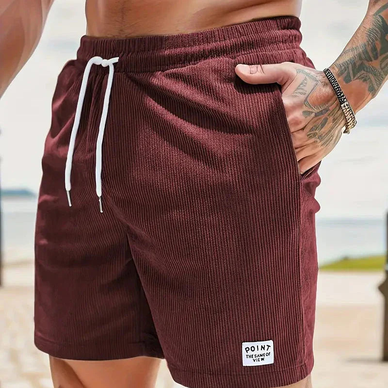 "Herren Cordshorts in Beige aus hochwertigem Cordstoff mit leichtem Stretch für maximalen Komfort und stilvolle Optik."