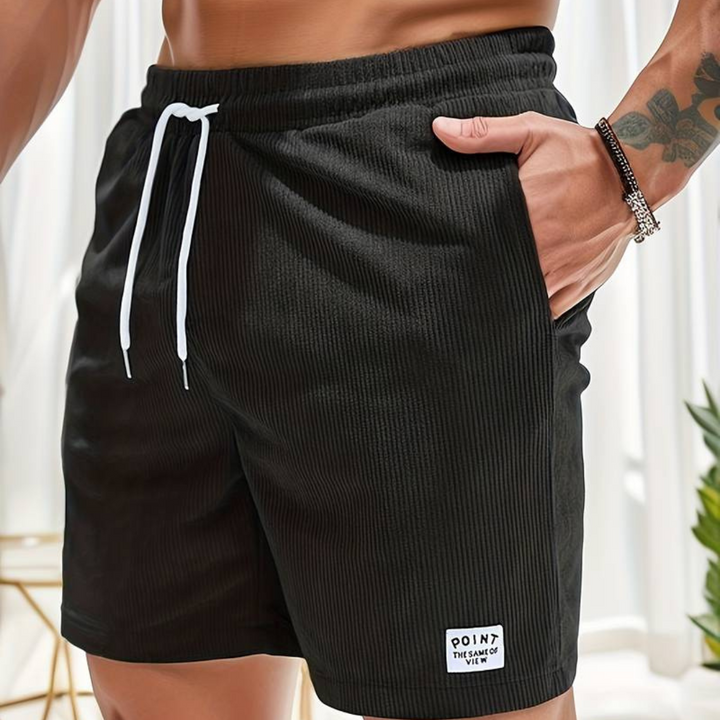 "Herren Cordshorts in Beige aus hochwertigem Cordstoff mit leichtem Stretch für maximalen Komfort und stilvolle Optik."