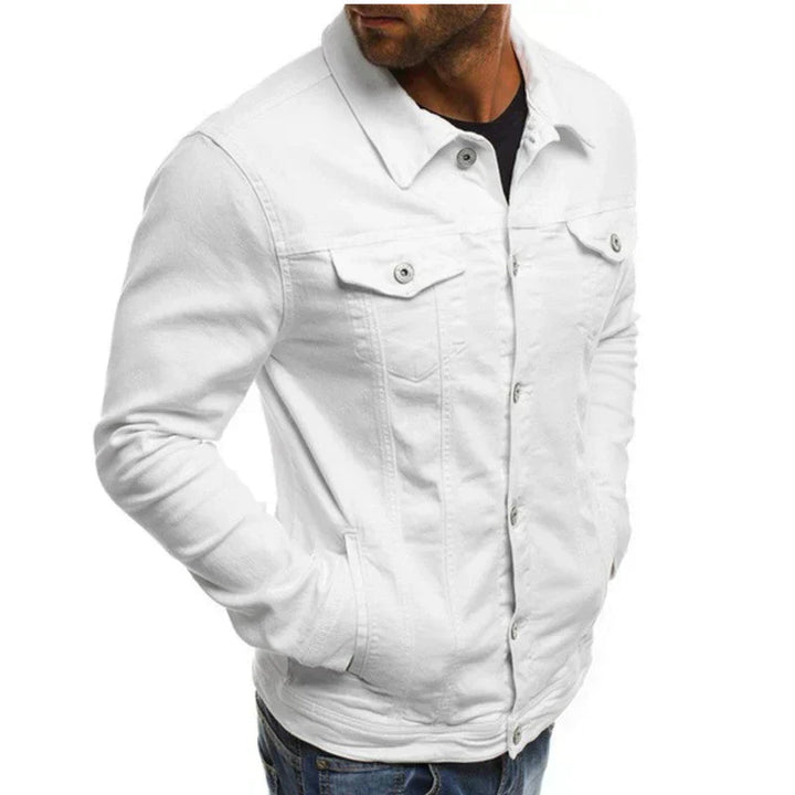 "Herren Denim-Jacke, robust und vielseitig, mit Taschen und stilvoller Silhouette, perfekt für jeden Anlass."