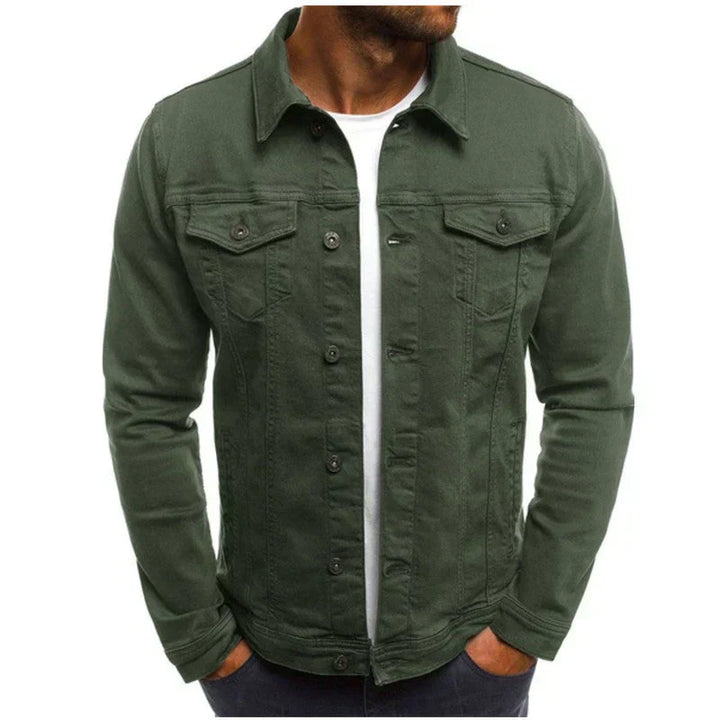 "Herren Denim-Jacke, robust und vielseitig, mit Taschen und stilvoller Silhouette, perfekt für jeden Anlass."