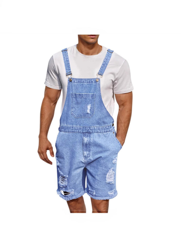 "Herren Denim-Latzhose mit distressed Look, verstellbare Träger, Frontansicht, modisch und komfortabel."