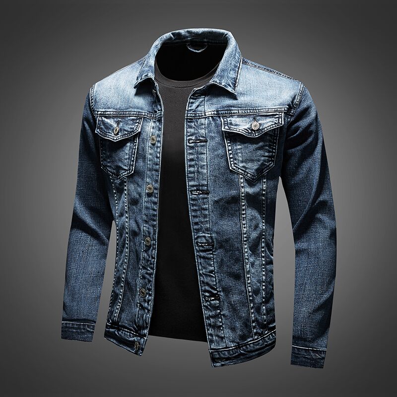 "Herren Jeansjacke, klassisch mit Knöpfen, zeitloses Design, ideal für kühle Tage, vielseitig kombinierbar zu jedem Outfit."