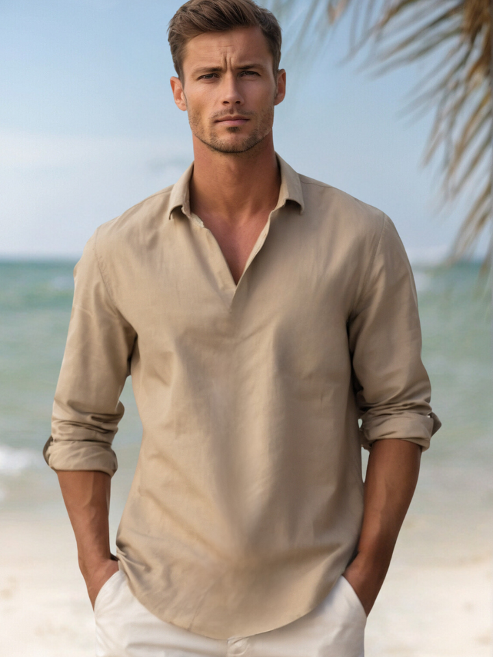 "Herren Leinenhemd, atmungsaktiv, in hellem Blau, ideal für Strand und Freizeit, leichtes und zeitloses Design."