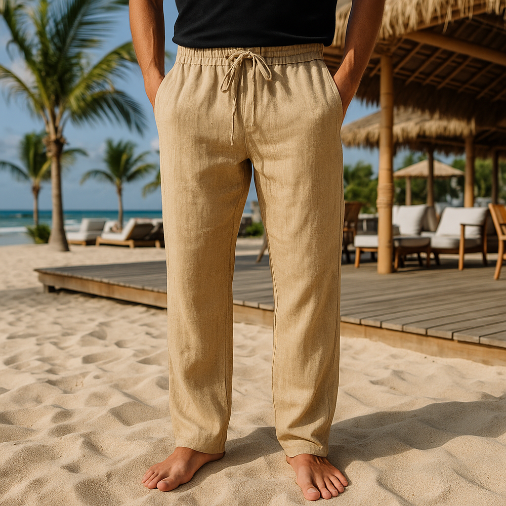 "Herren Leinenhose mit Kordelzug, locker geschnitten, in hellbeige, ideal für Sommer, atmungsaktiver Stoff."
